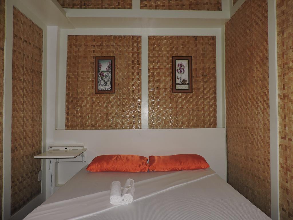 ออเรจ แมนโกรฟ เพนชัน เฮาส์ Bed & Breakfast Puerto Princesa ภายนอก รูปภาพ