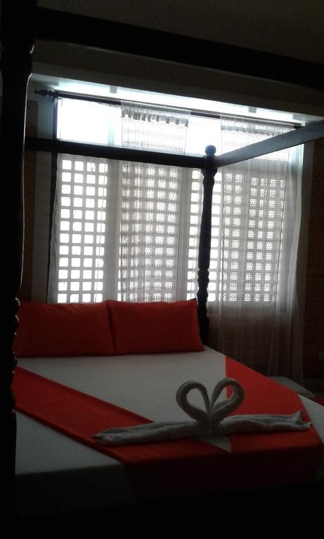 ออเรจ แมนโกรฟ เพนชัน เฮาส์ Bed & Breakfast Puerto Princesa ภายนอก รูปภาพ