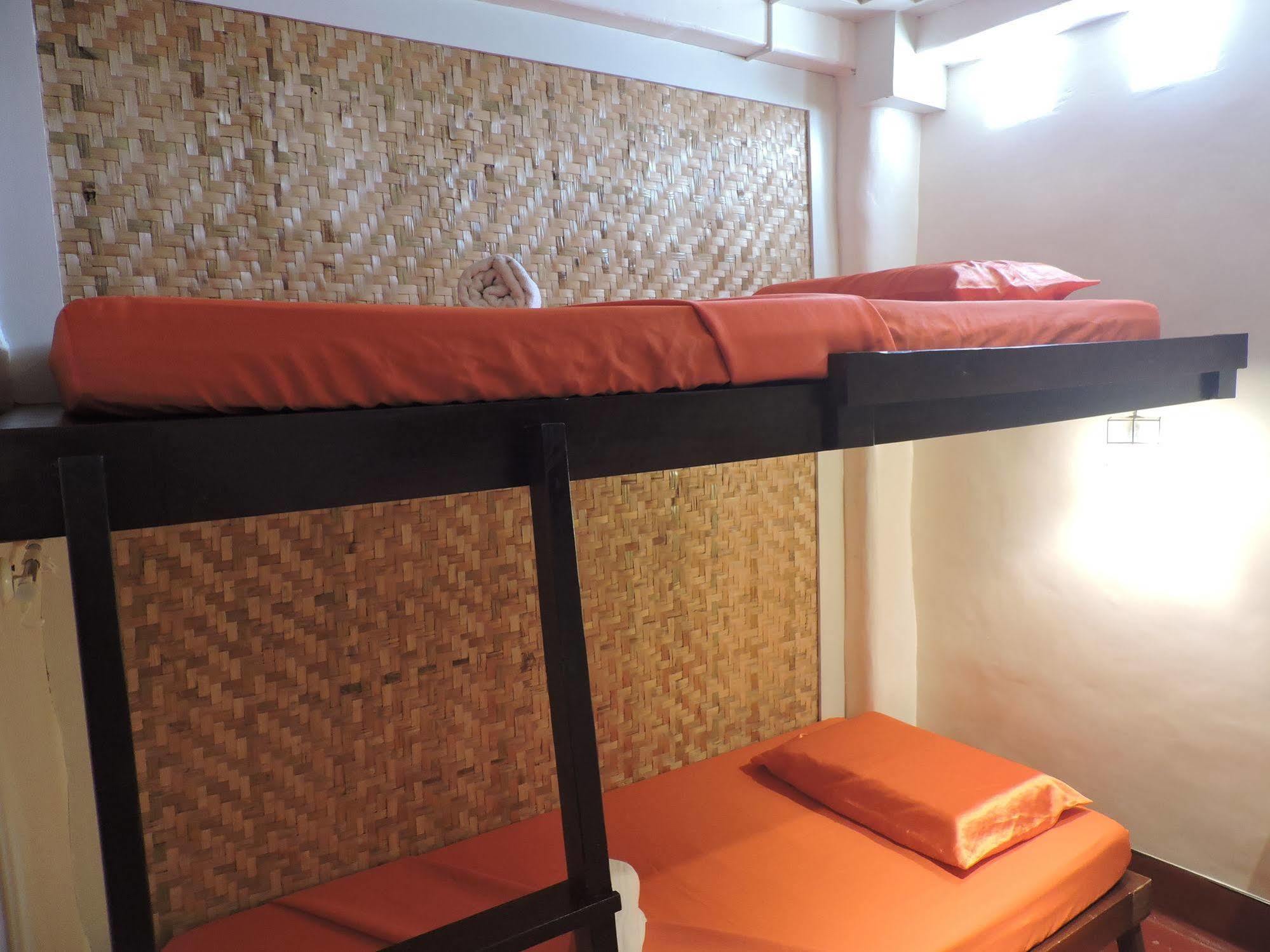ออเรจ แมนโกรฟ เพนชัน เฮาส์ Bed & Breakfast Puerto Princesa ภายนอก รูปภาพ
